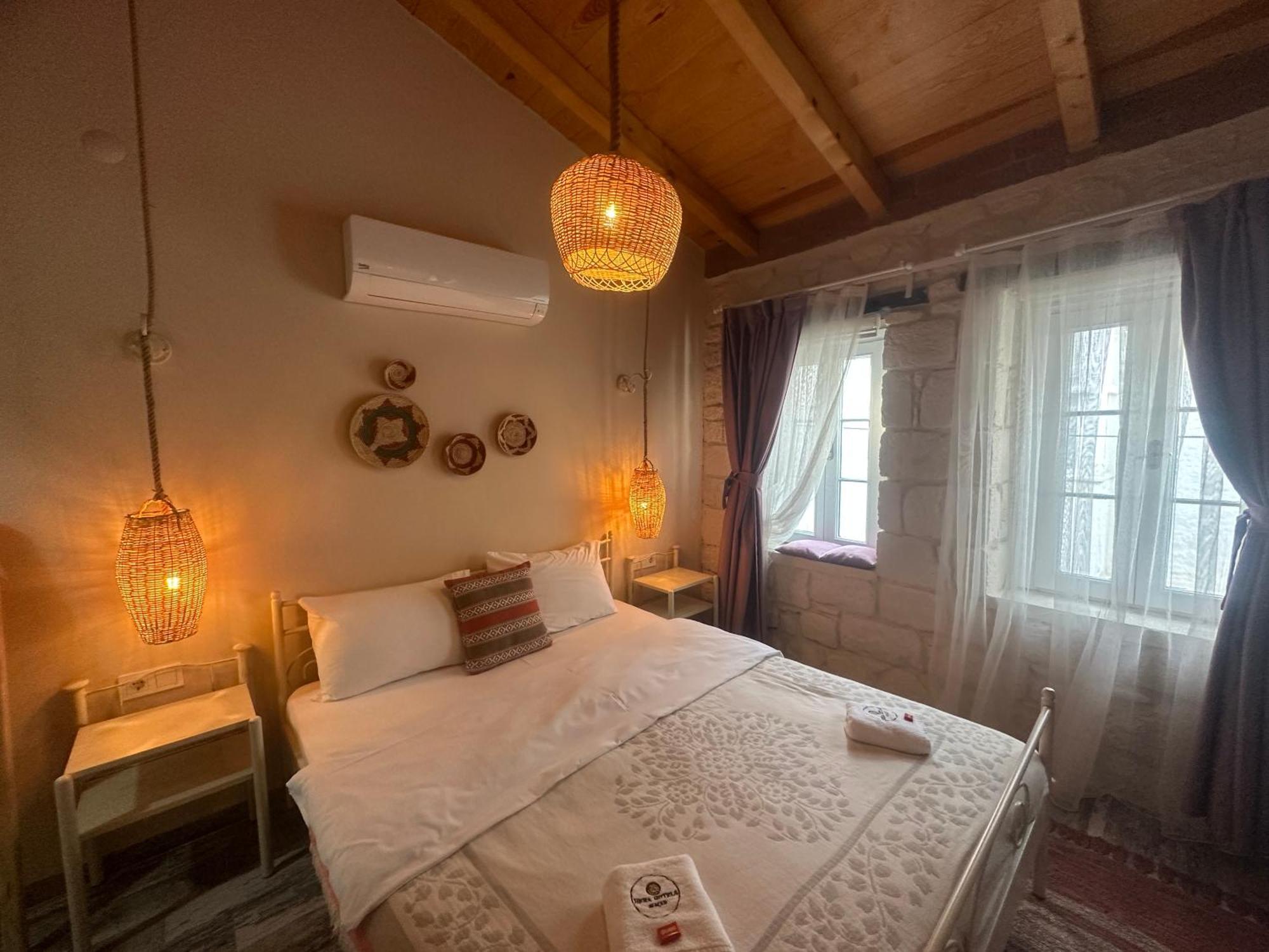 Hera Hotels Alacati เซสเม ภายนอก รูปภาพ
